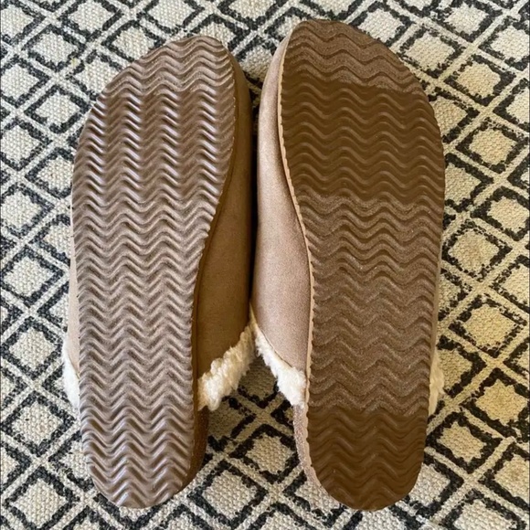 J Crew Suede Slippers - size 10 - Picture 2 of 2